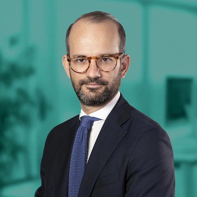 Decorrelated Returns and Resilience: Hedge Funds in Focus